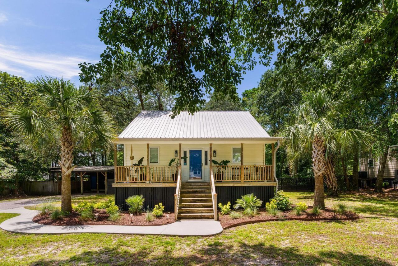 1515 N Lakeshore Drive Photo 5