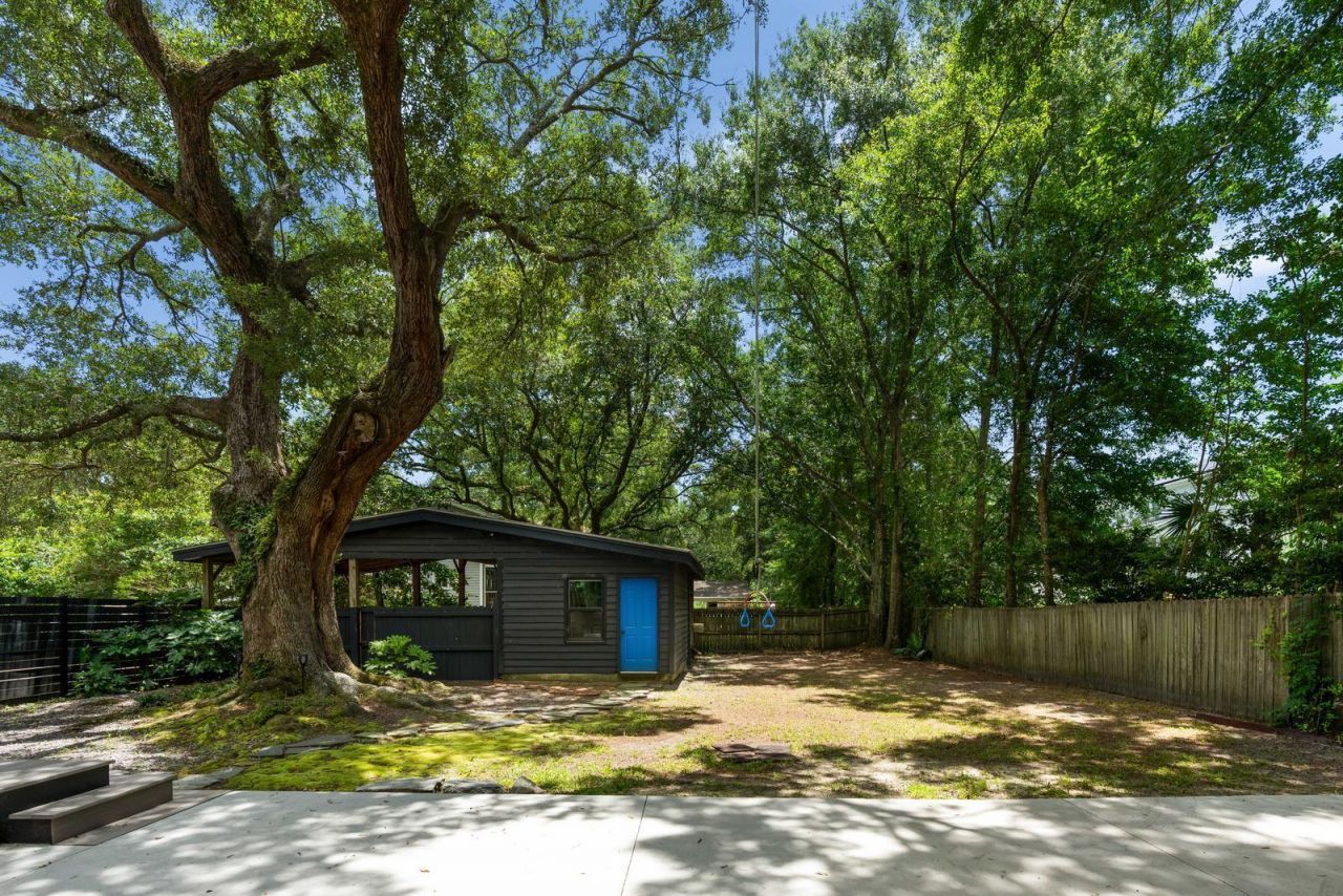 1515 N Lakeshore Drive Photo 60