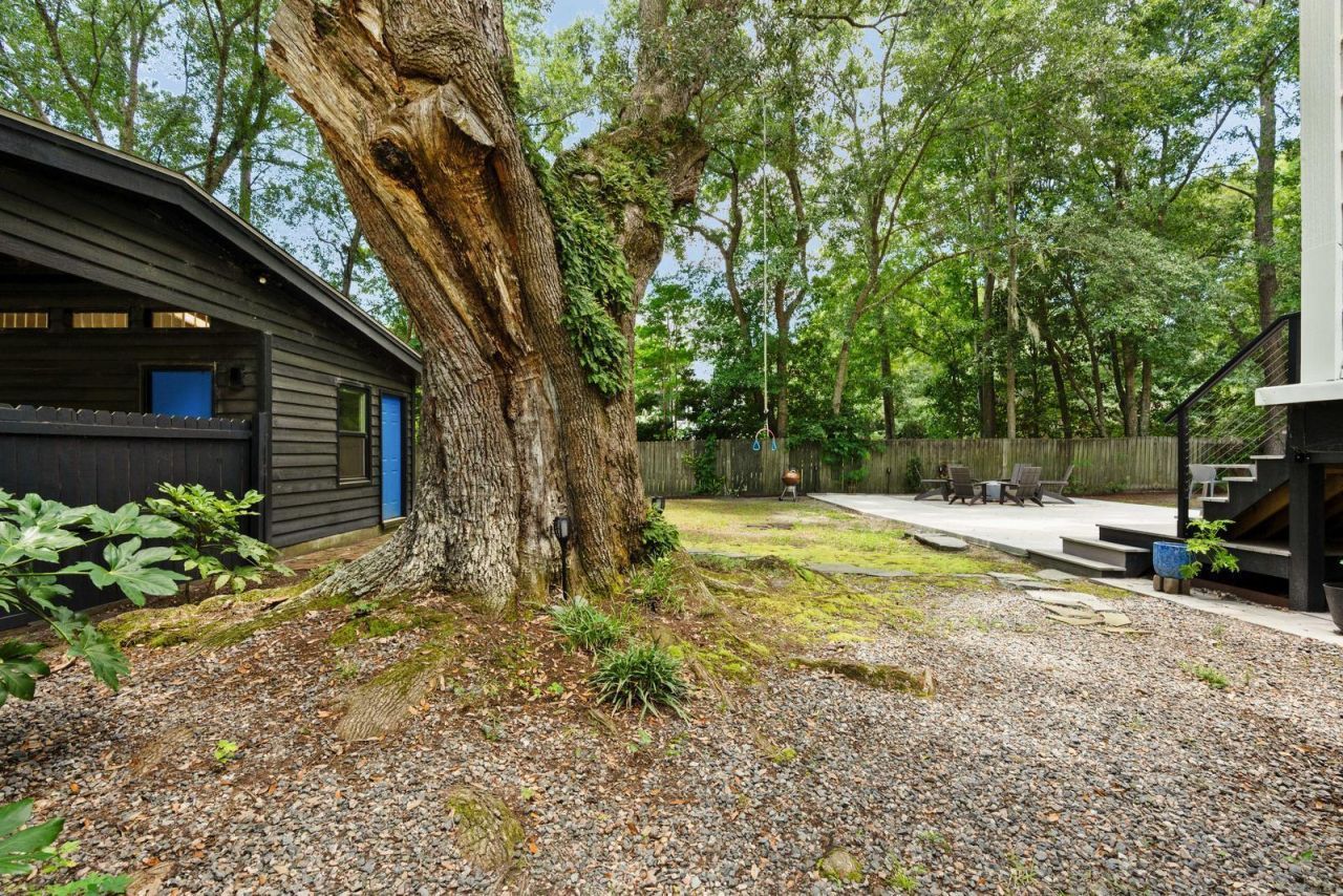 1515 N Lakeshore Drive Photo 66