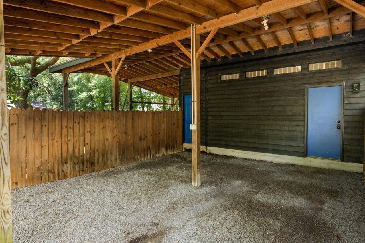 1515 N Lakeshore Drive Photo 71