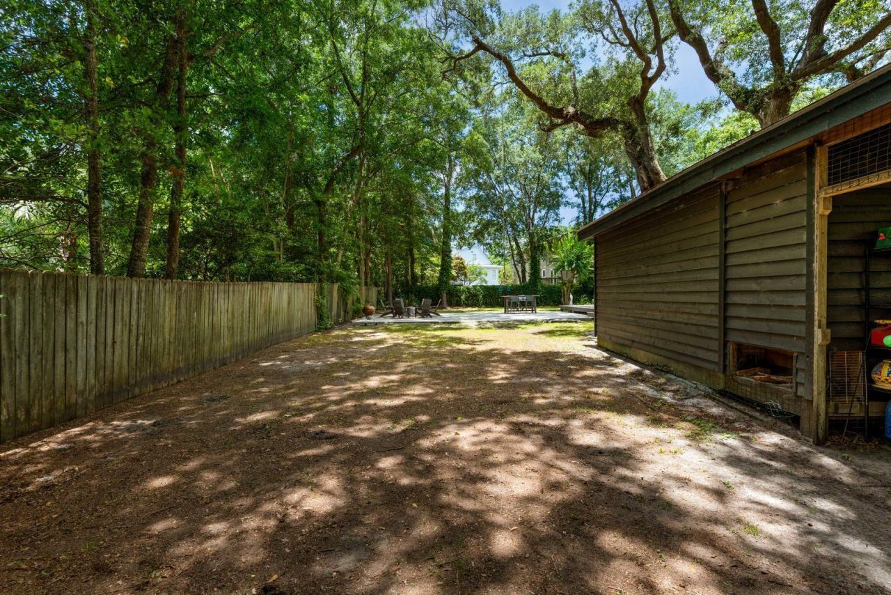 1515 N Lakeshore Drive Photo 77