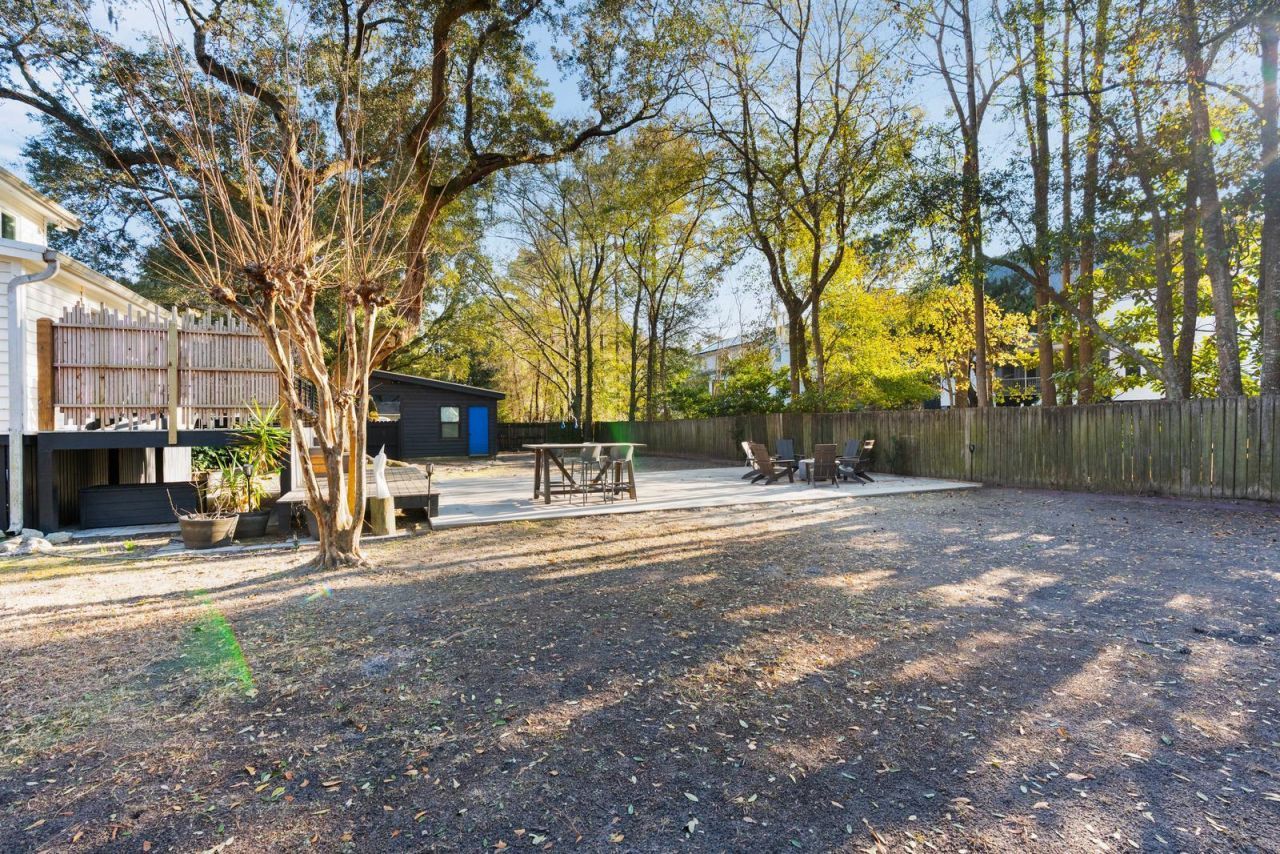 1515 N Lakeshore Drive Photo 80