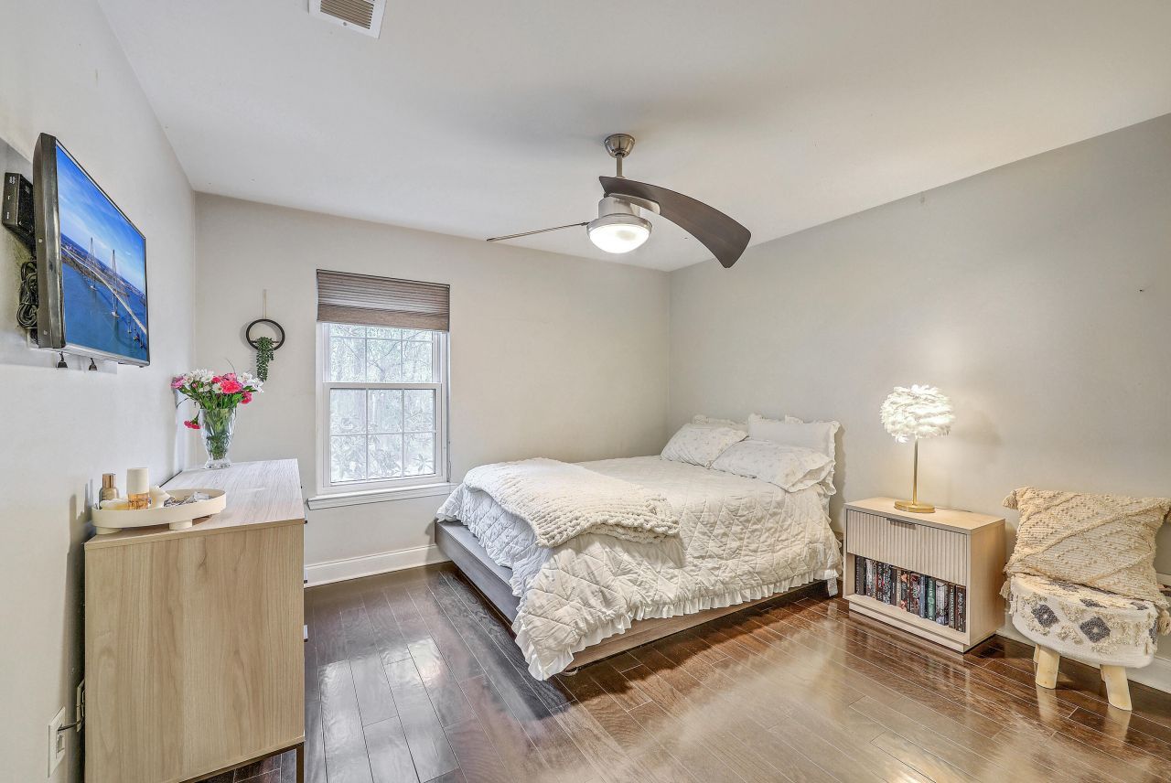 188 Midland Parkway Photo 18