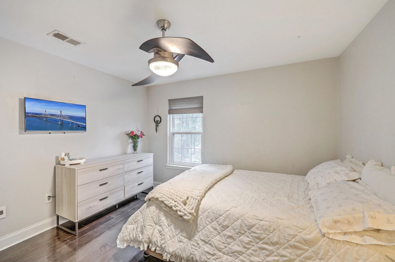 188 Midland Parkway Photo 19