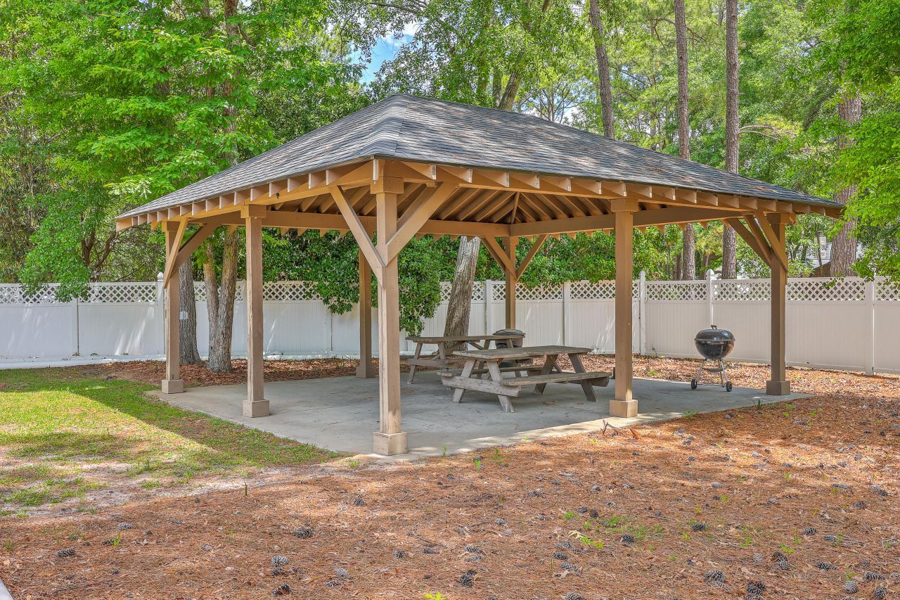 188 Midland Parkway Photo 35