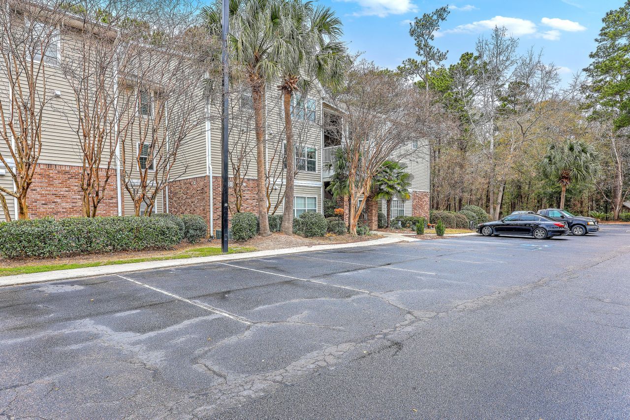 188 Midland Parkway Photo 42