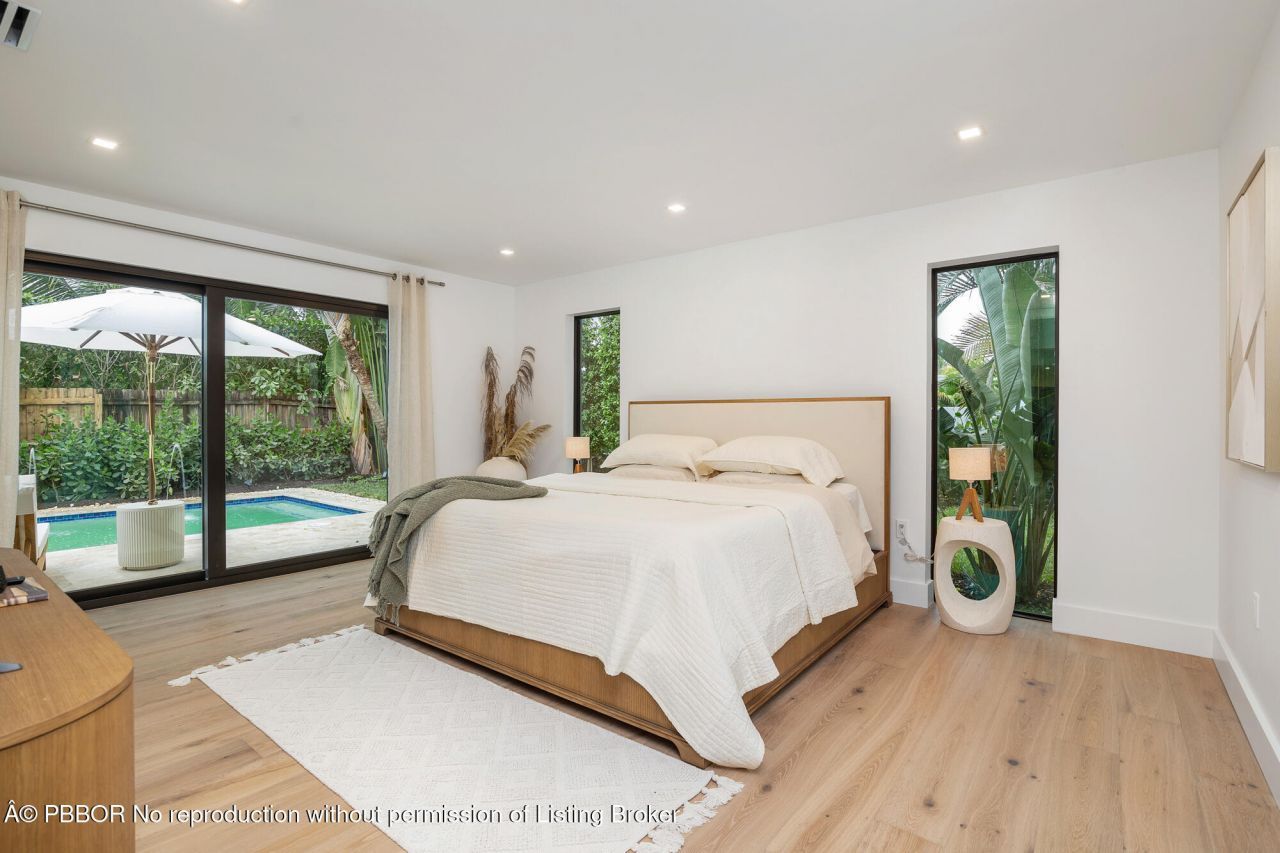 350 Colonial Road, West Palm Beach, FL 33405 Photo