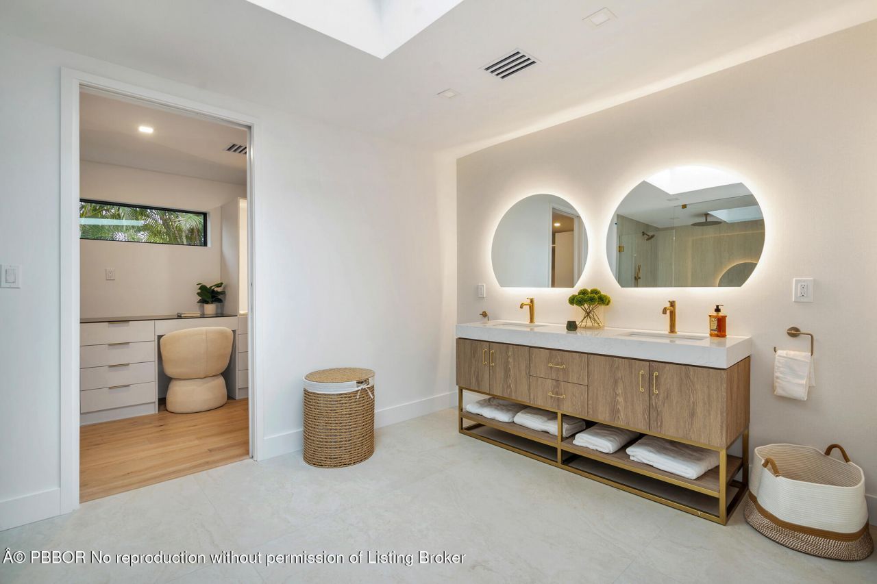 350 Colonial Road, West Palm Beach, FL 33405 Photo