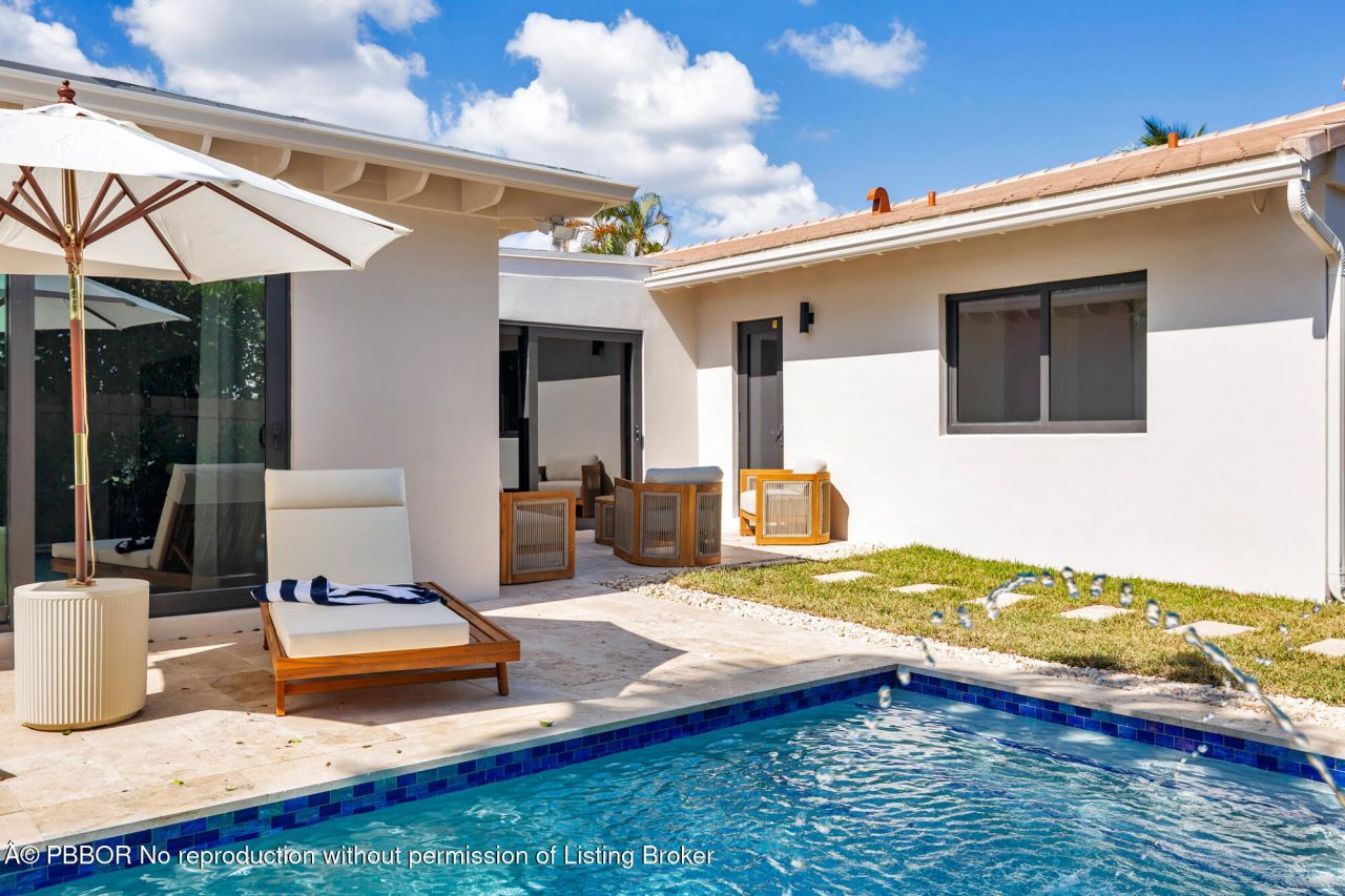 350 Colonial Road, West Palm Beach, FL 33405 Photo