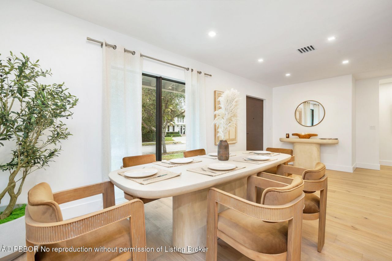 350 Colonial Road, West Palm Beach, FL 33405 Photo