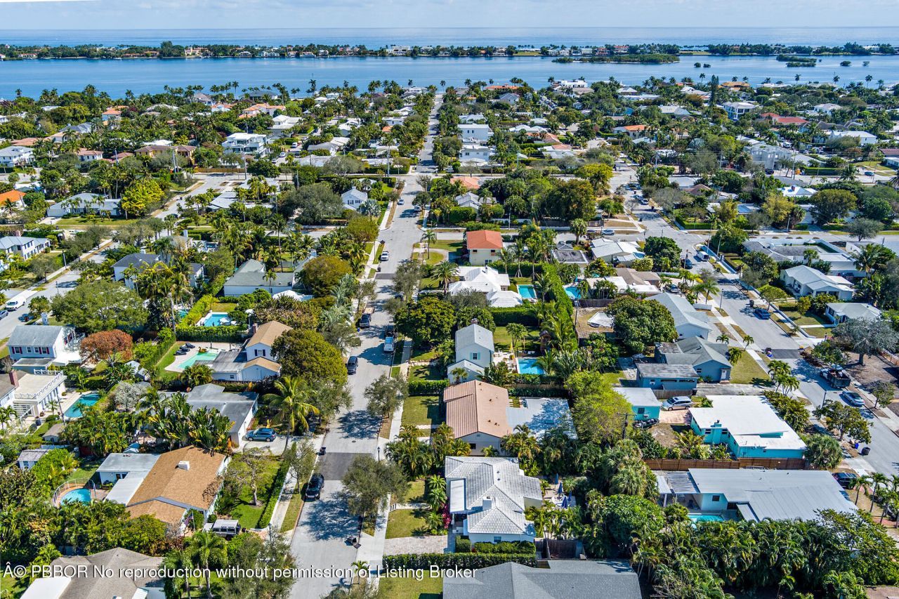 350 Colonial Road, West Palm Beach, FL 33405 Photo