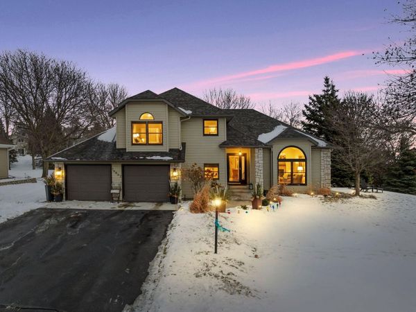 16862 Illinois Avenue, Lakeville, MN 55044