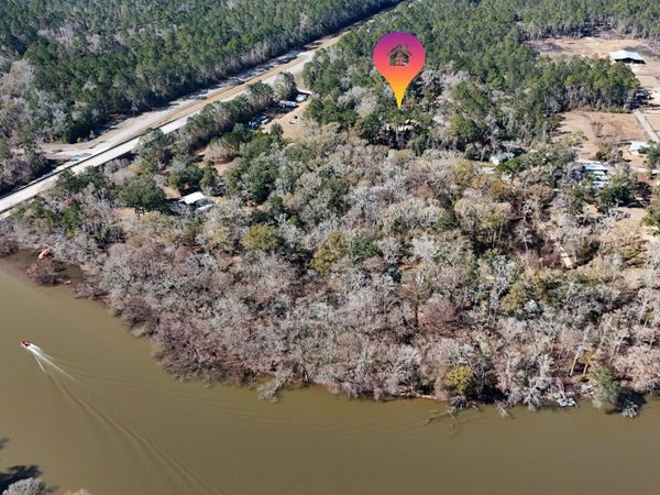 92 Howell Bluff Road, Ponce De Leon, FL 32455