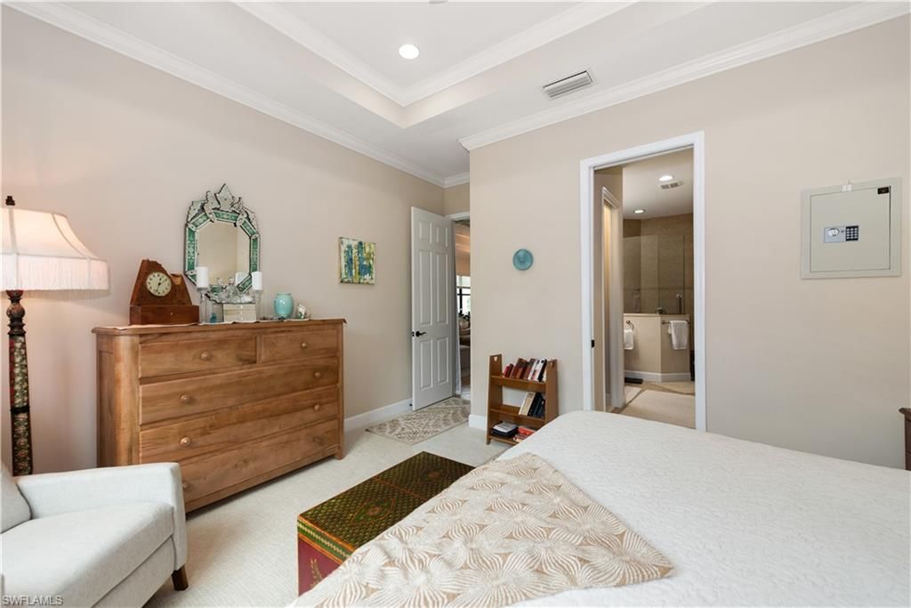 9155 Isla Bella Cir, Bonita Springs, FL 34135 Photo