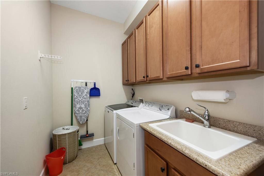 9155 Isla Bella Cir, Bonita Springs, FL 34135 Photo