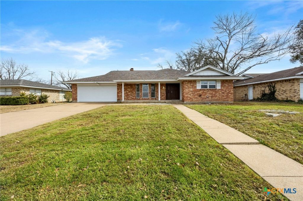 3017 Oaklawn Drive, Temple, TX 76502 Main Photo