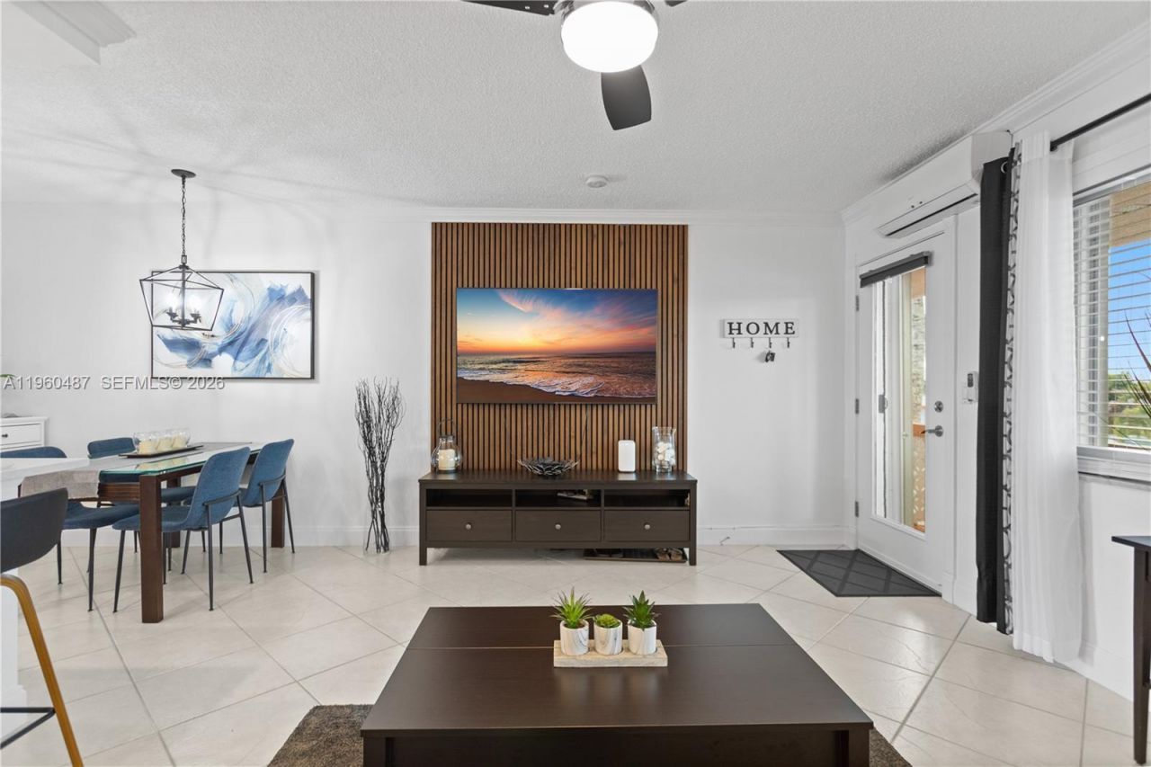 815 SW 11th Ave, Unit 18G, Hallandale Beach, FL 33009 Photo