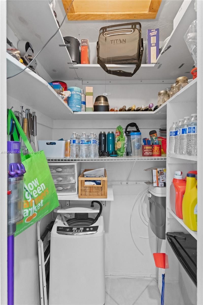 815 SW 11th Ave, Unit 18G, Hallandale Beach, FL 33009 Photo