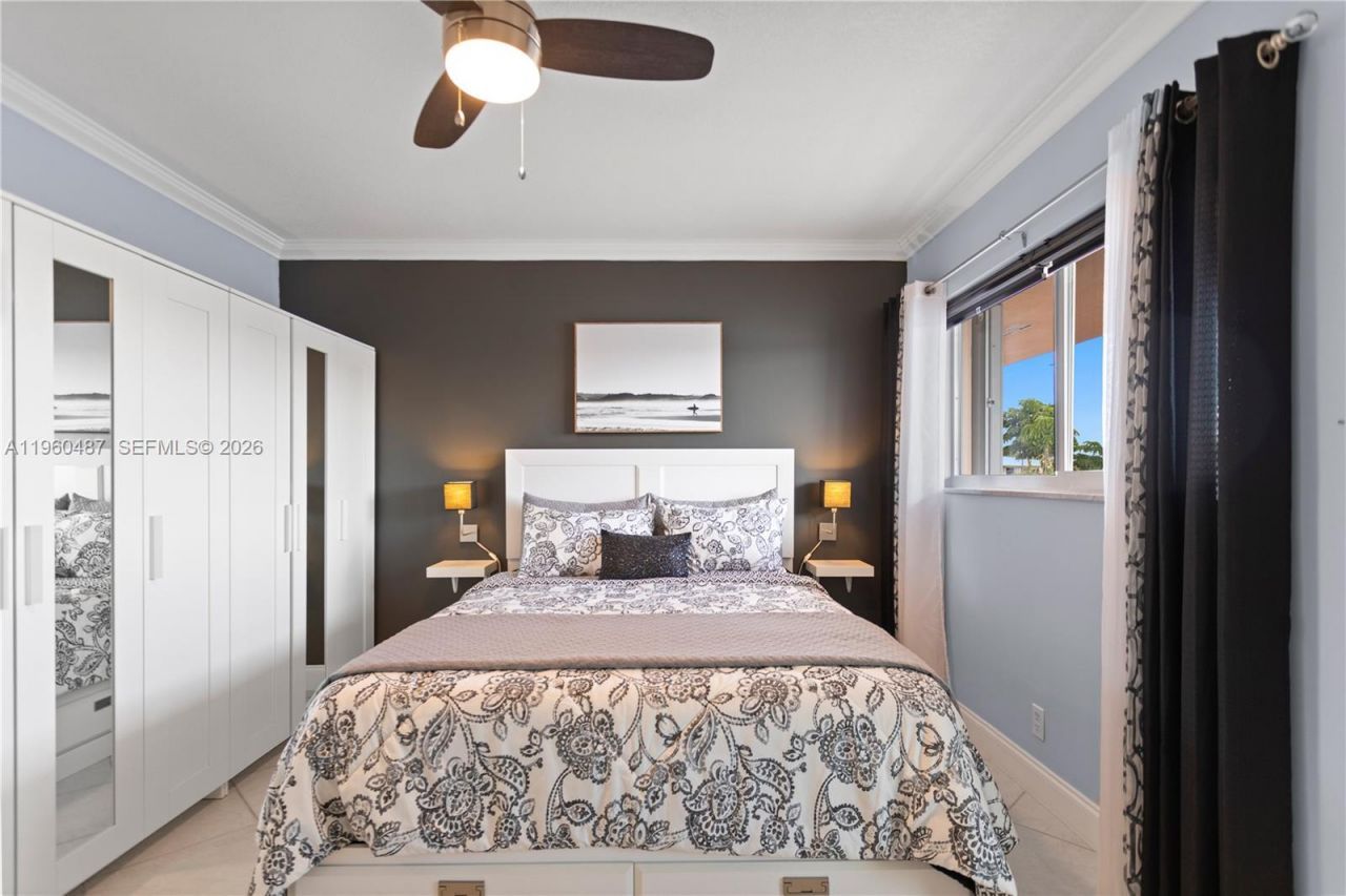 815 SW 11th Ave, Unit 18G, Hallandale Beach, FL 33009 Photo