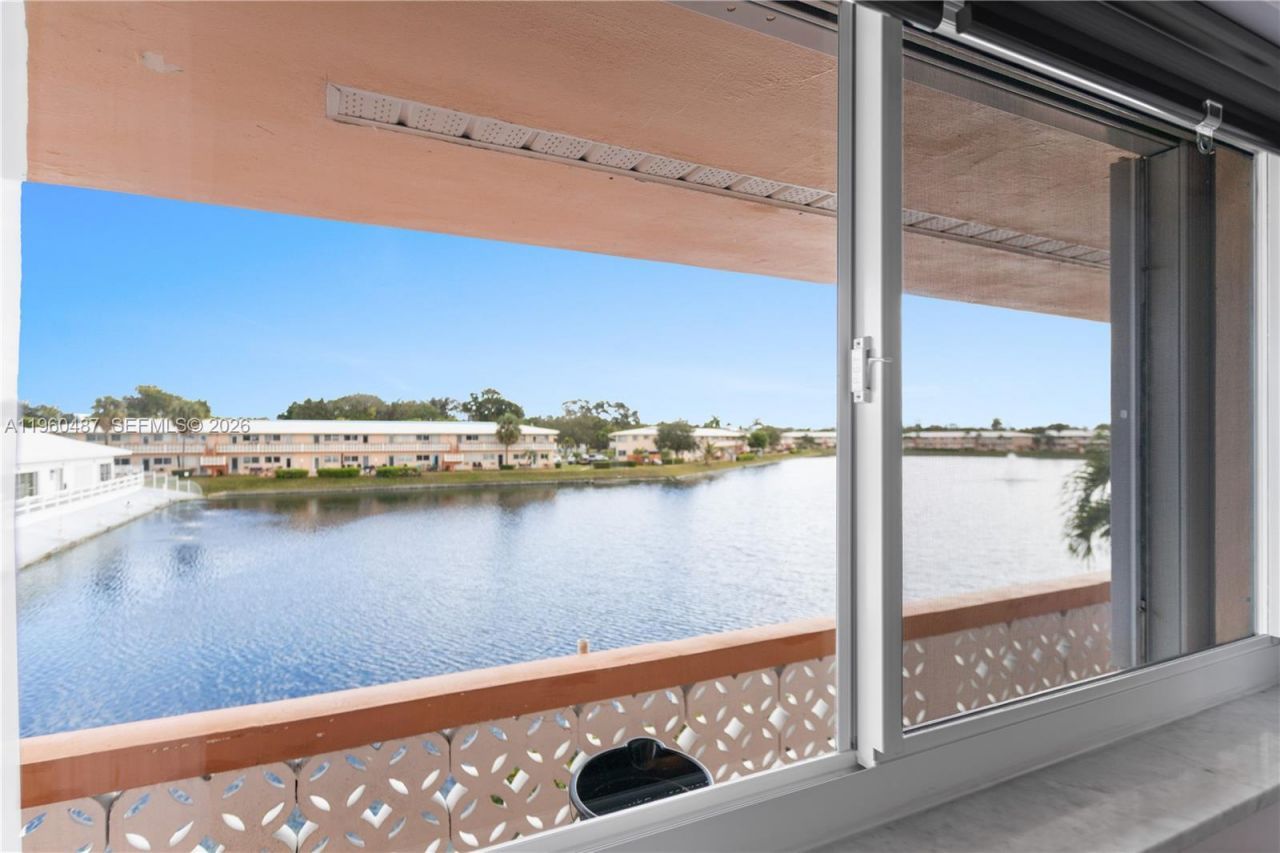 815 SW 11th Ave, Unit 18G, Hallandale Beach, FL 33009 Photo