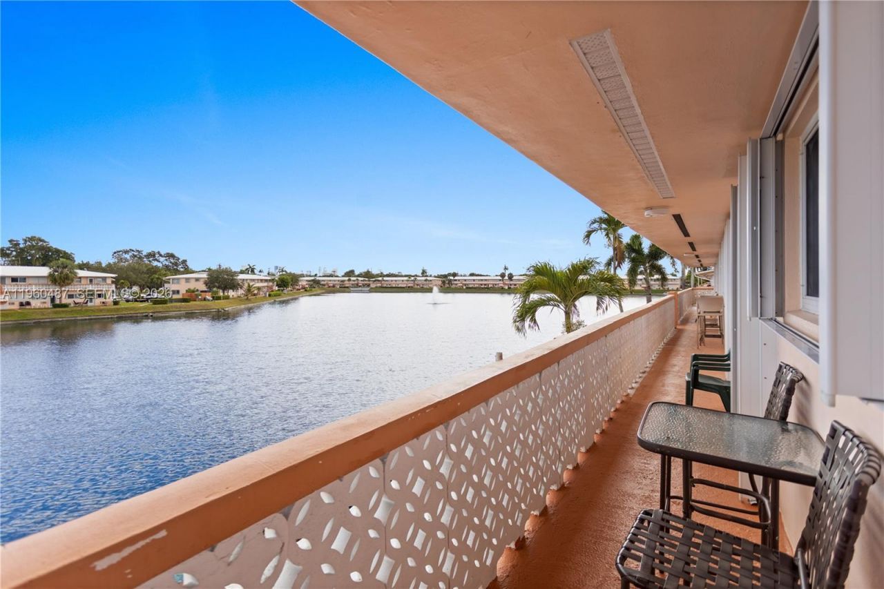 815 SW 11th Ave, Unit 18G, Hallandale Beach, FL 33009 Photo