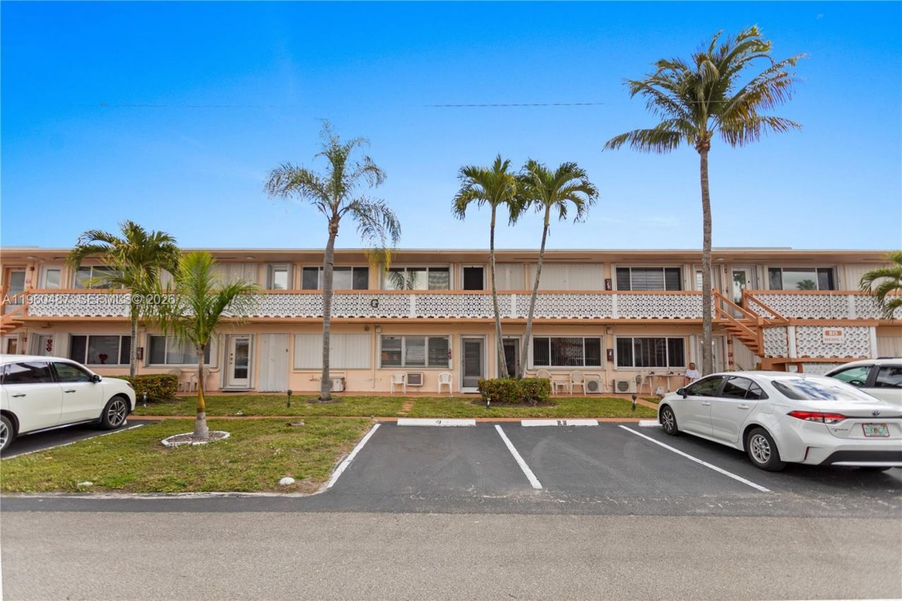 815 SW 11th Ave, Unit 18G, Hallandale Beach, FL 33009 Photo