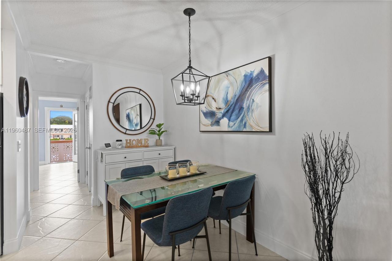 815 SW 11th Ave, Unit 18G, Hallandale Beach, FL 33009 Photo