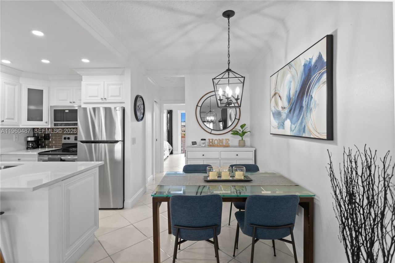 815 SW 11th Ave, Unit 18G, Hallandale Beach, FL 33009 Photo