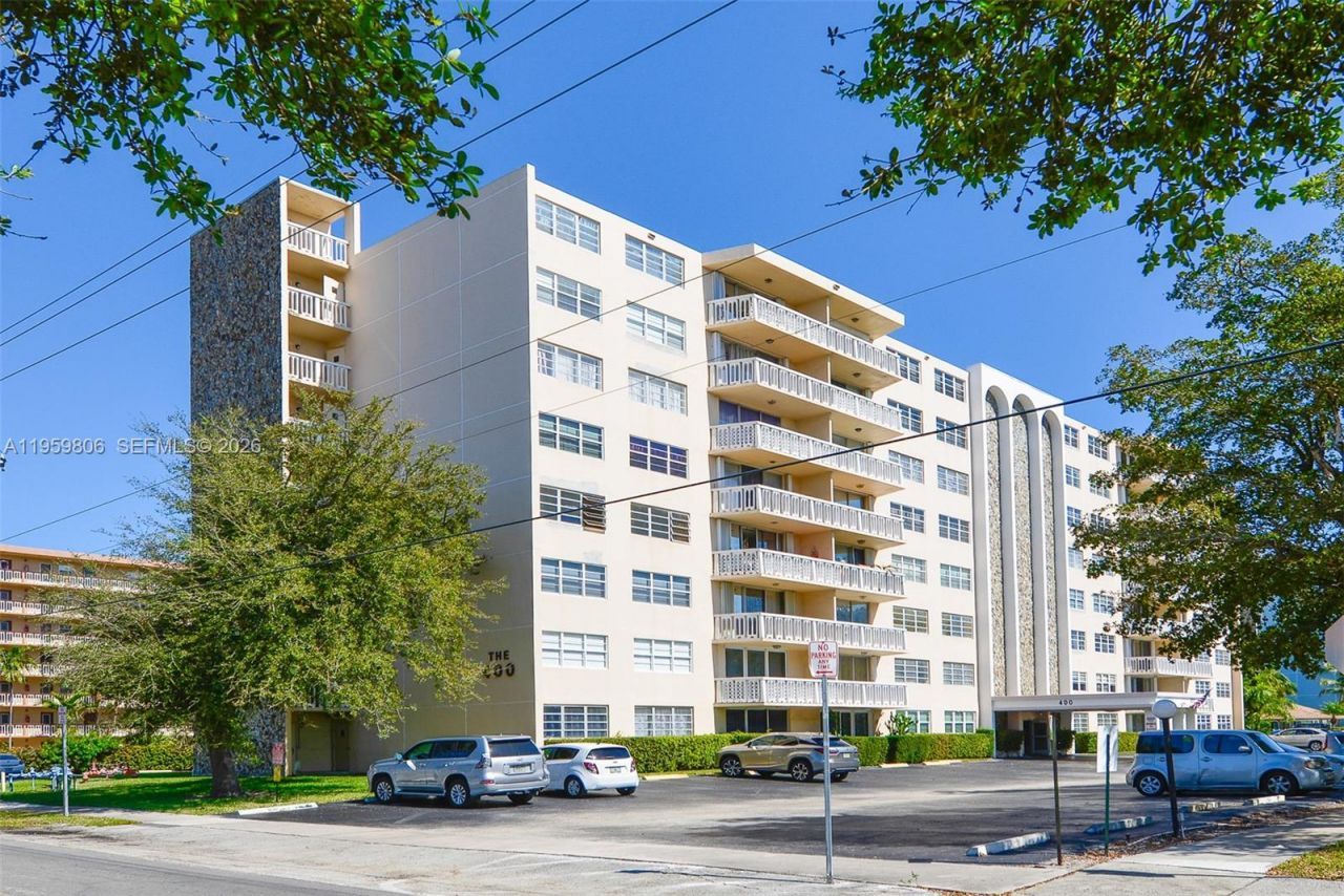 400 NE 12th Ave , Unit 505, Hallandale Beach, FL 33009 Photo