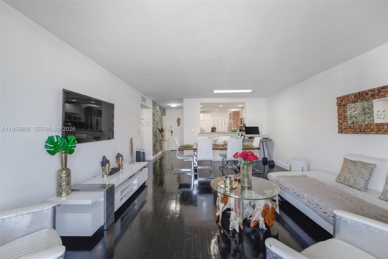 400 NE 12th Ave , Unit 505, Hallandale Beach, FL 33009 Photo