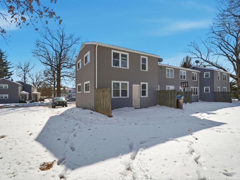 21 Chalmers Court, Greenhills, OH 45218 Photo 31