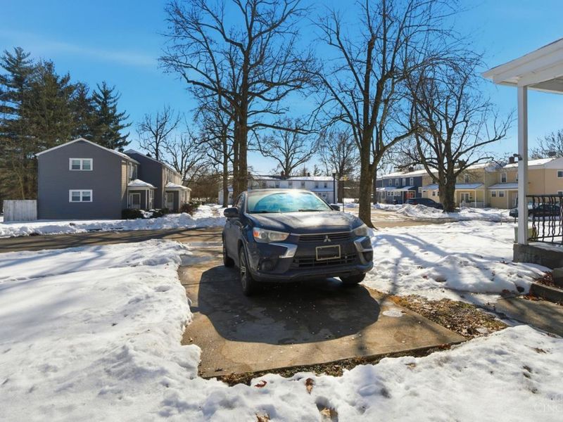 21 Chalmers Court, Greenhills, OH 45218 Photo 37