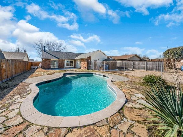 8829 Denver Street, Rowlett, TX 75088
