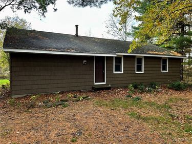 3530 Ridge Road, Lockport, NY 14094