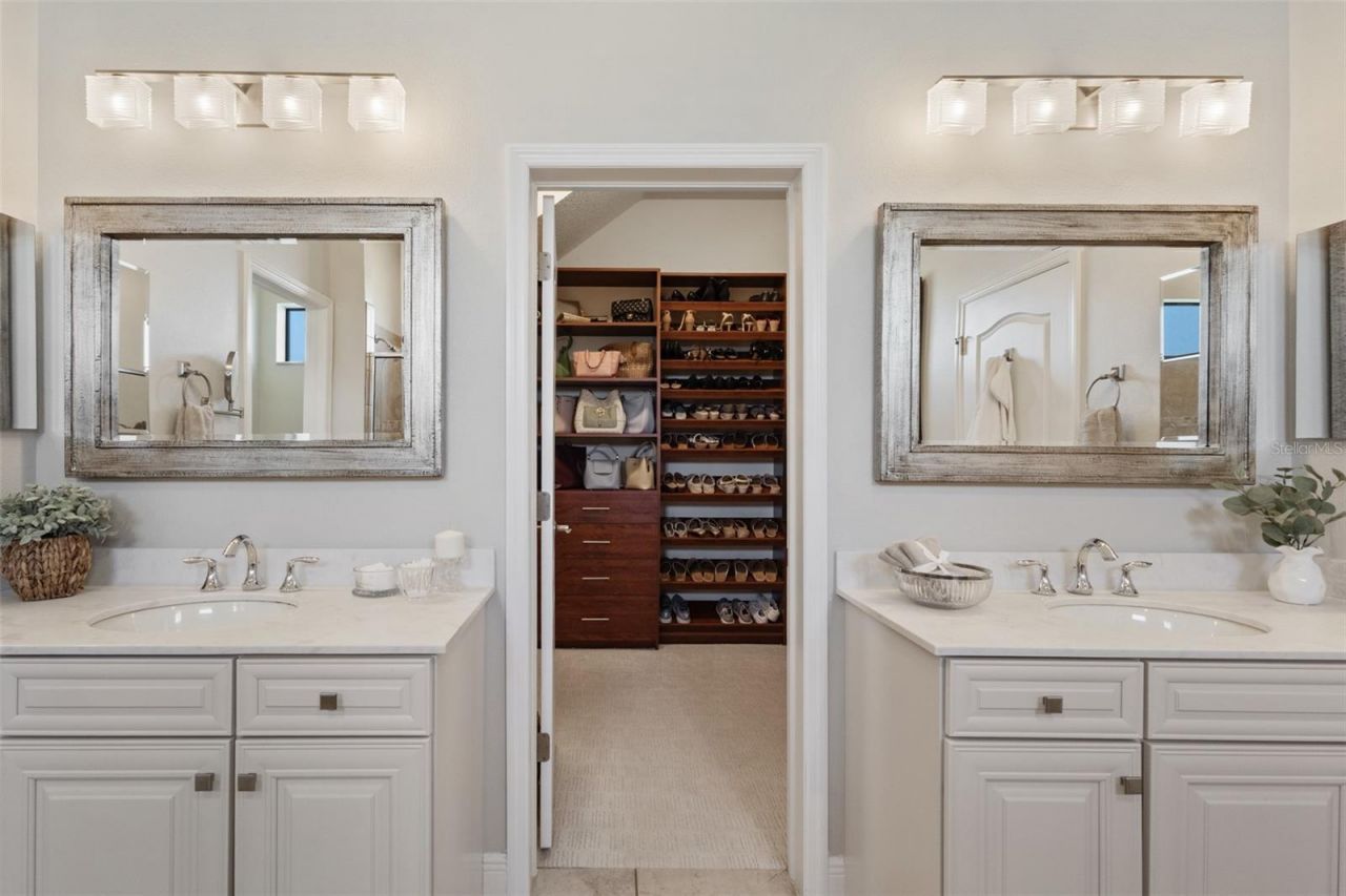 10619 Glencorse Terrace, Bradenton, FL 34211 Photo