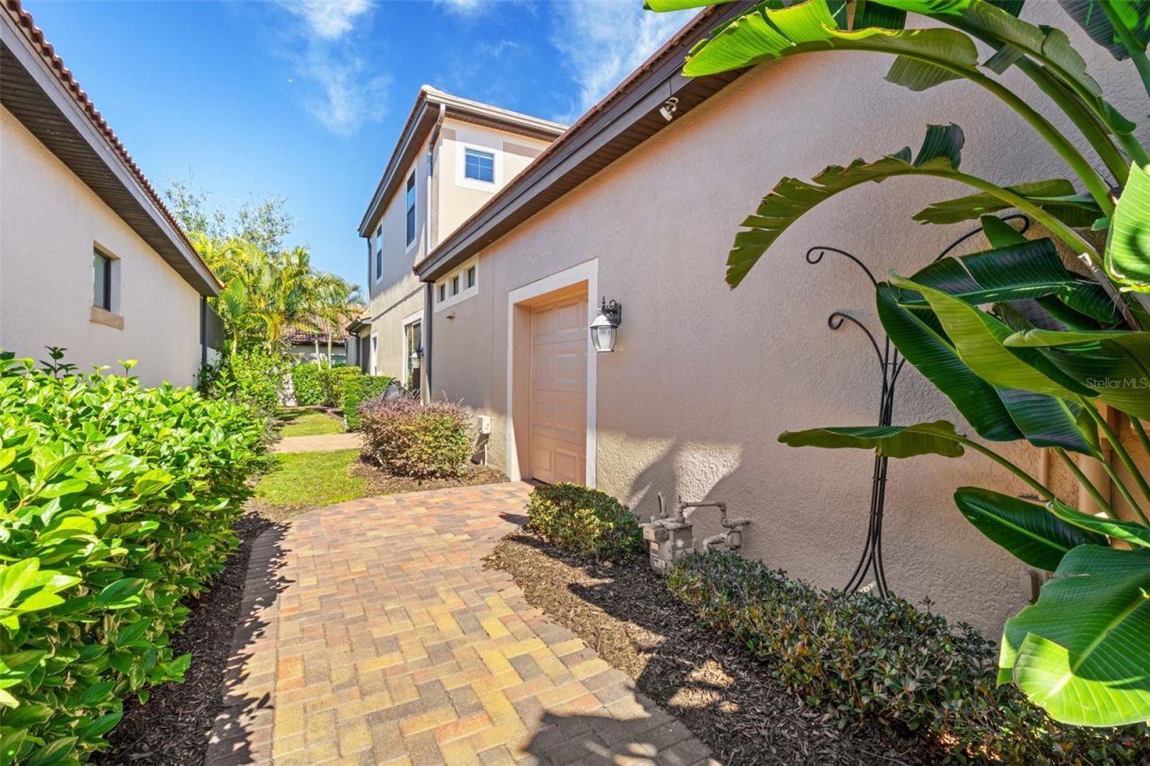 10619 Glencorse Terrace, Bradenton, FL 34211 Photo