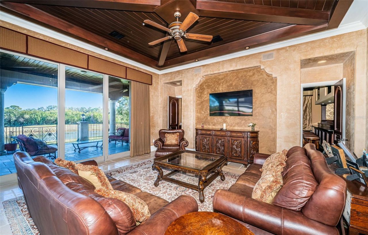 9209 Silverthorn Road, Seminole, FL 33777 Photo