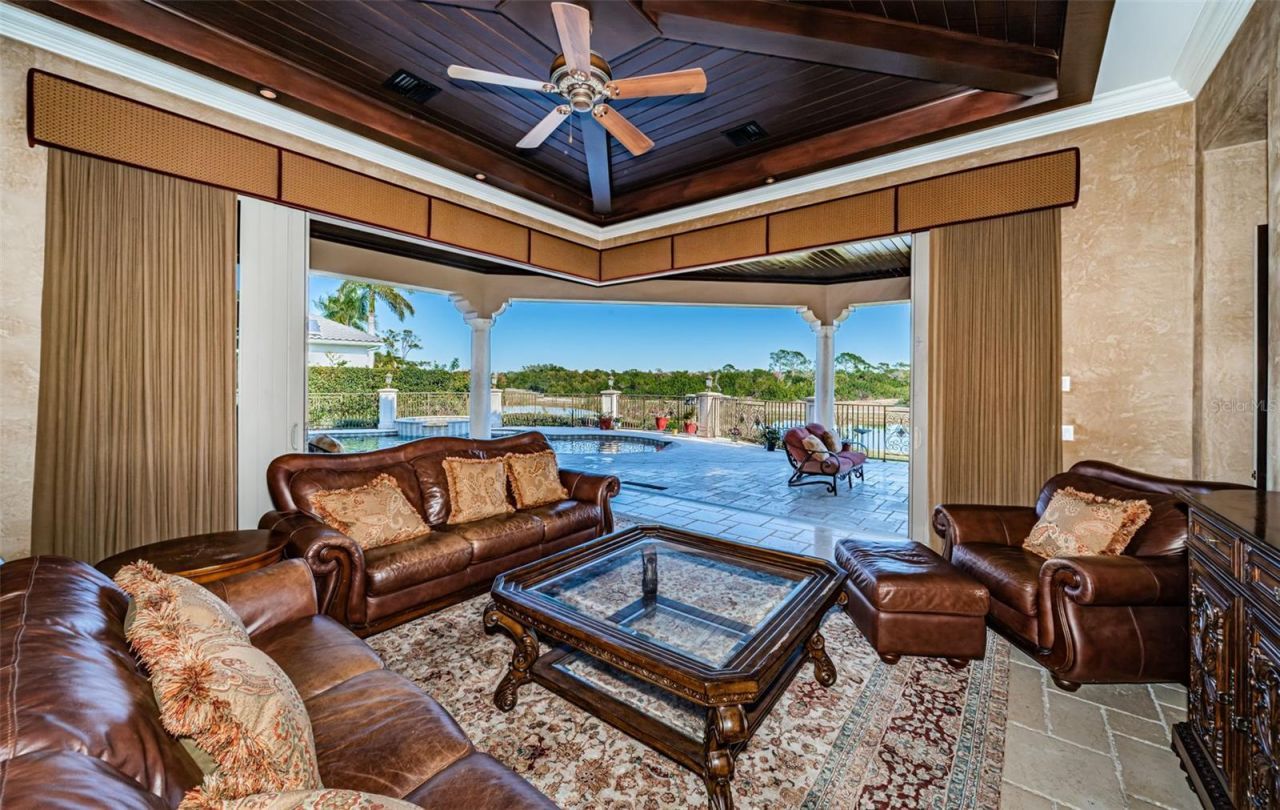 9209 Silverthorn Road, Seminole, FL 33777 Photo