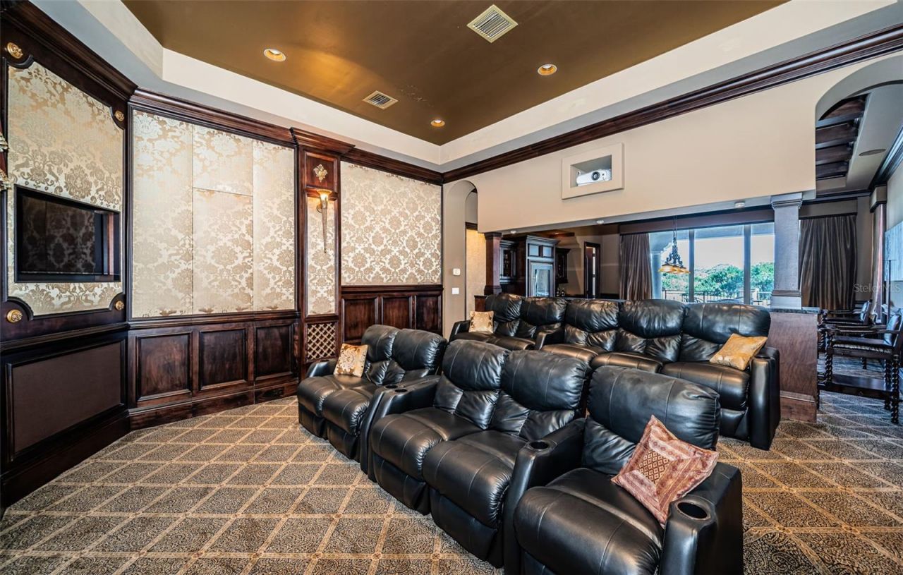 9209 Silverthorn Road, Seminole, FL 33777 Photo