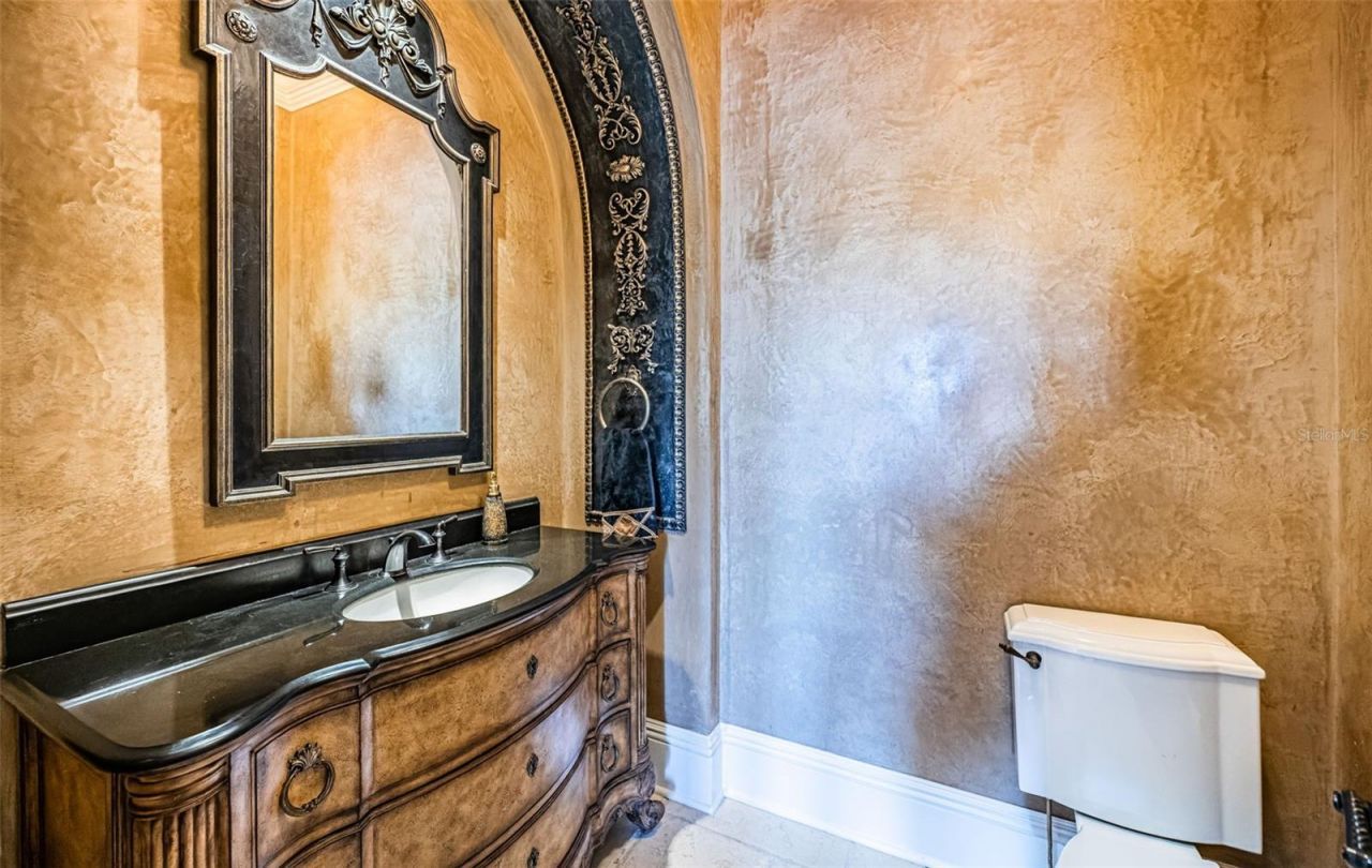 9209 Silverthorn Road, Seminole, FL 33777 Photo