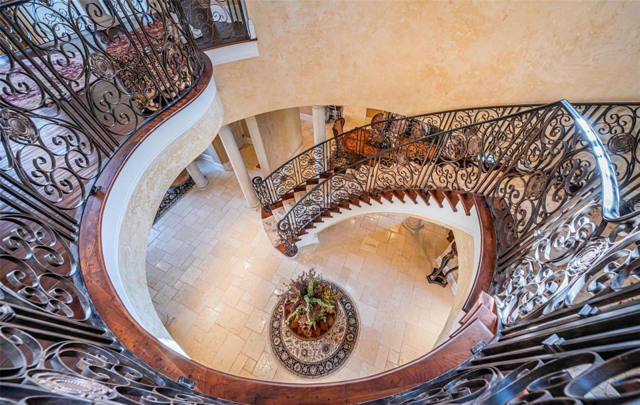 9209 Silverthorn Road, Seminole, FL 33777 Photo