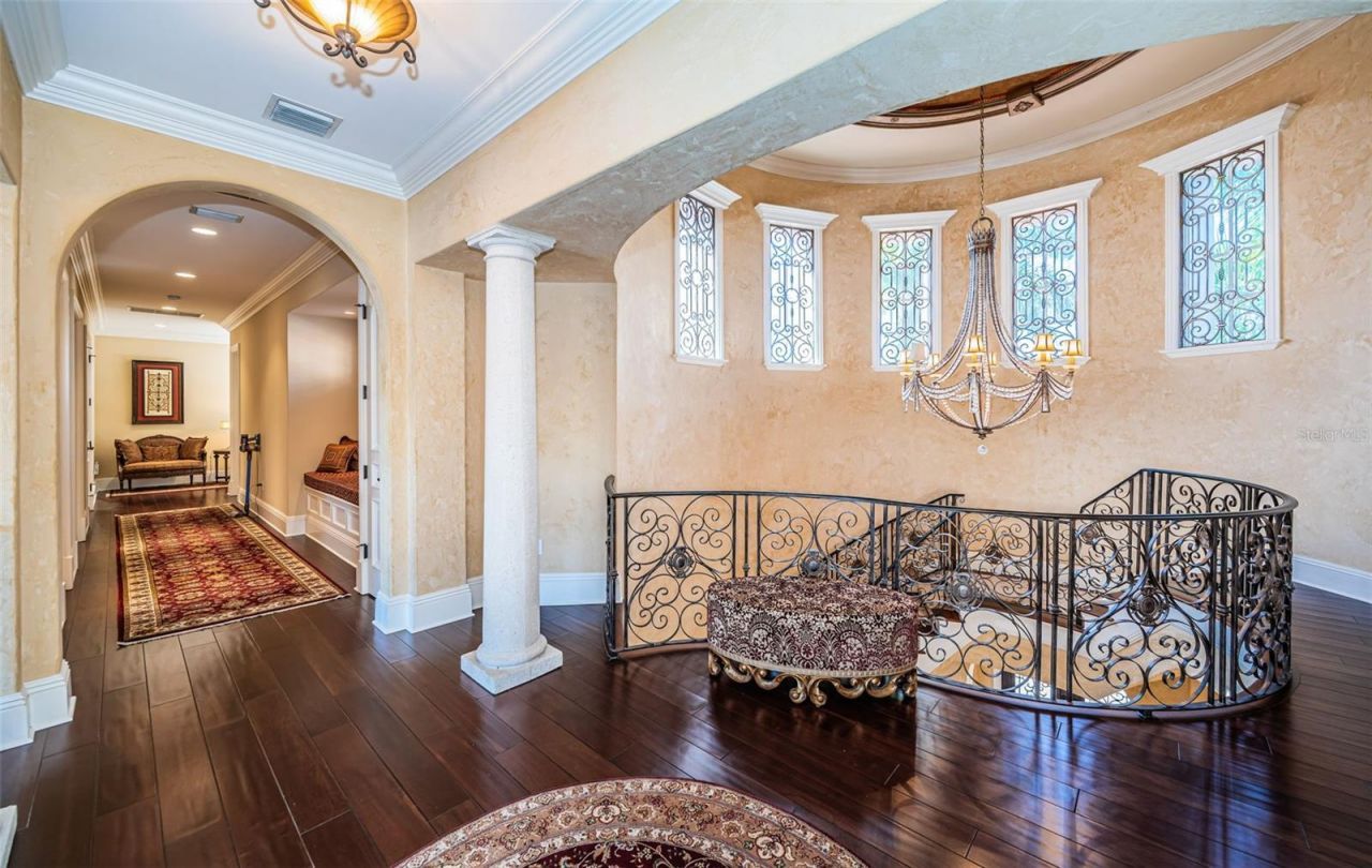 9209 Silverthorn Road, Seminole, FL 33777 Photo