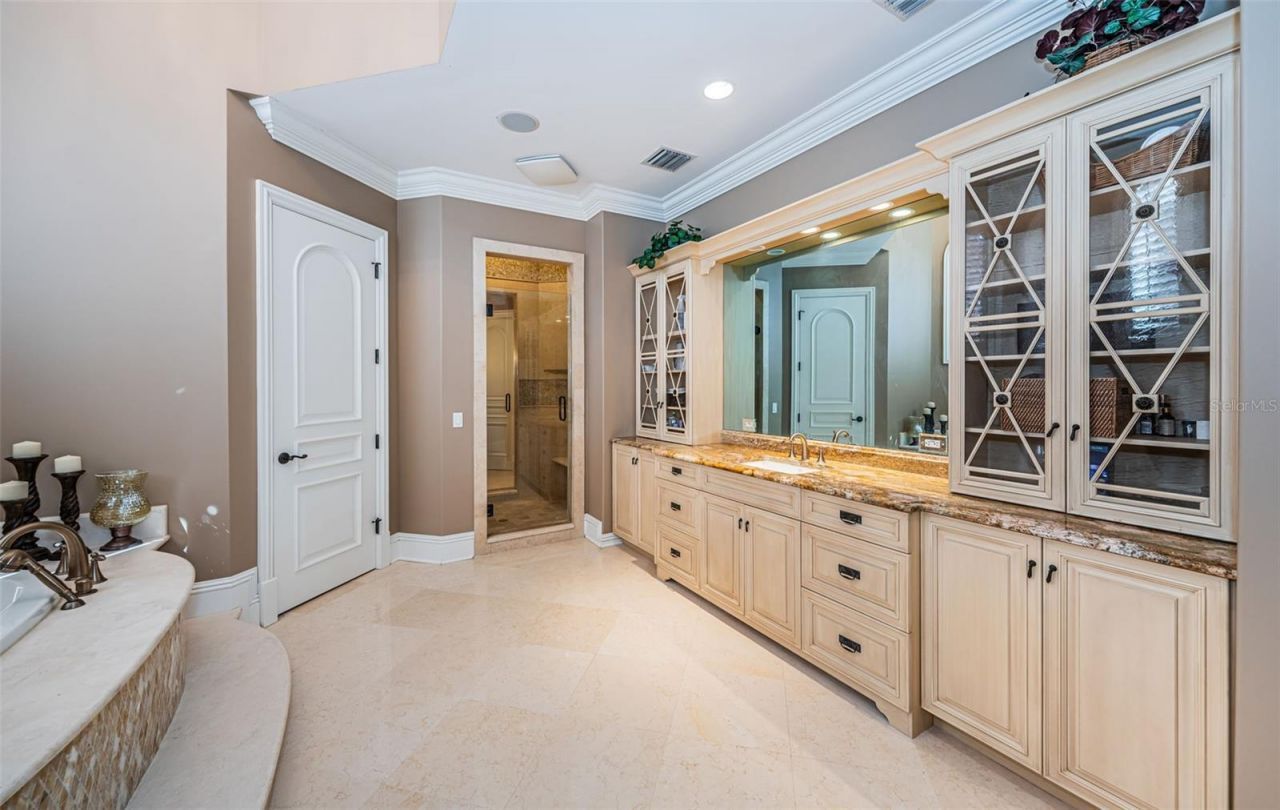 9209 Silverthorn Road, Seminole, FL 33777 Photo