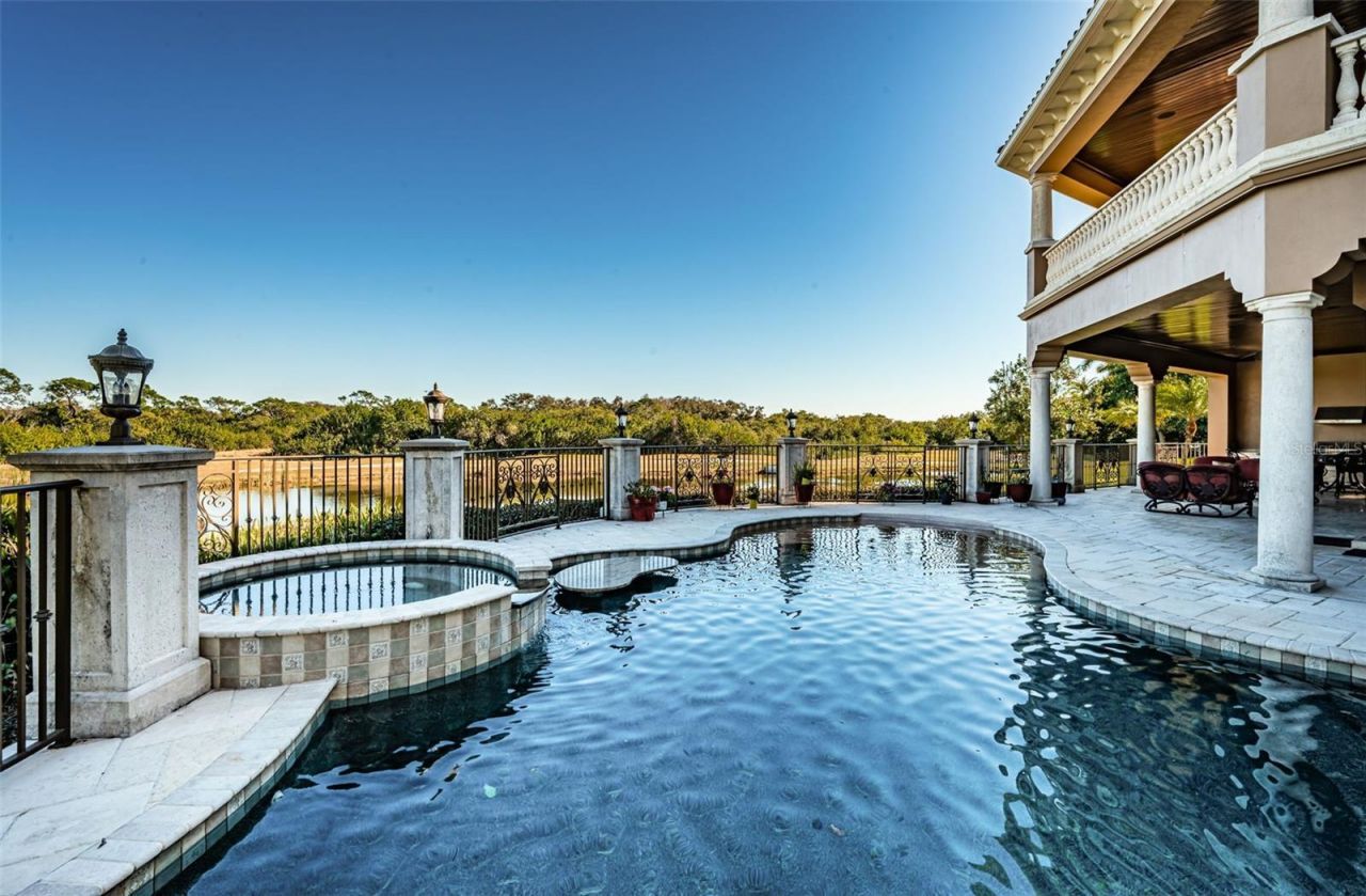 9209 Silverthorn Road, Seminole, FL 33777 Photo