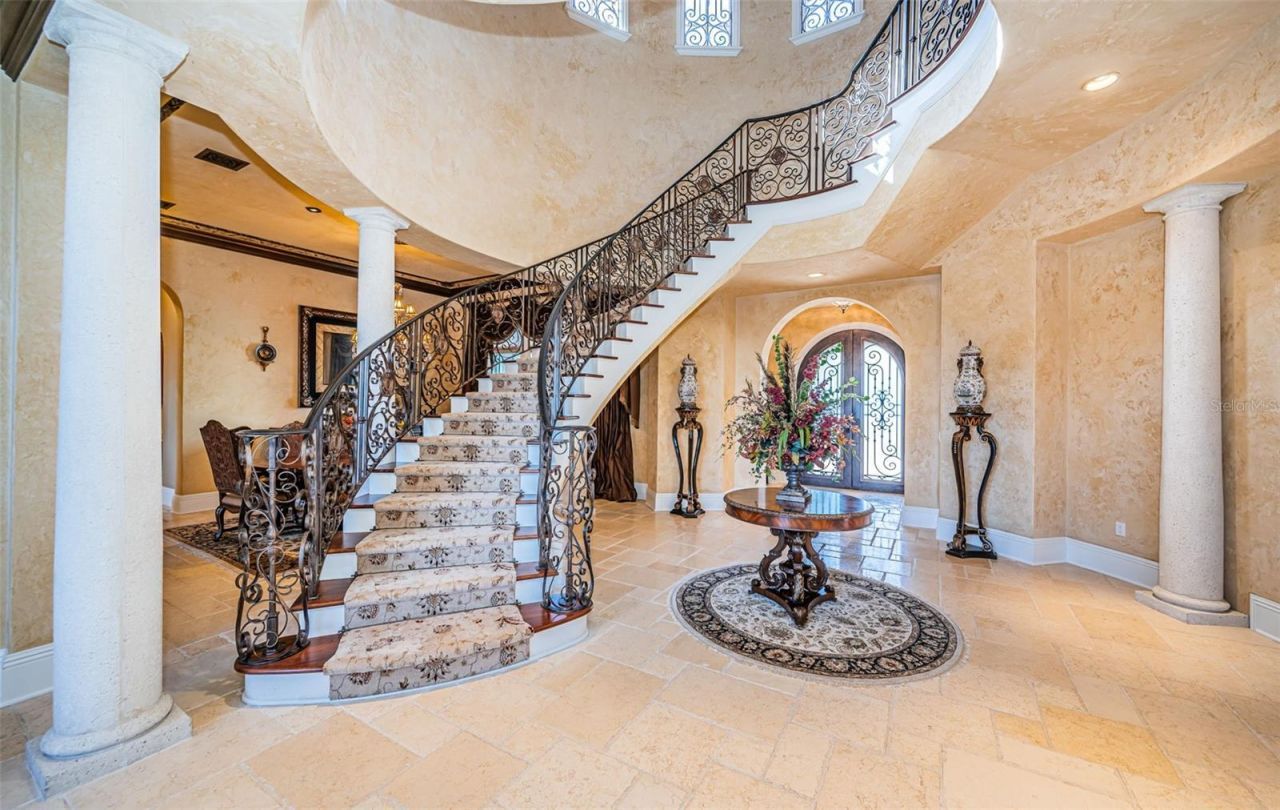 9209 Silverthorn Road, Seminole, FL 33777 Photo