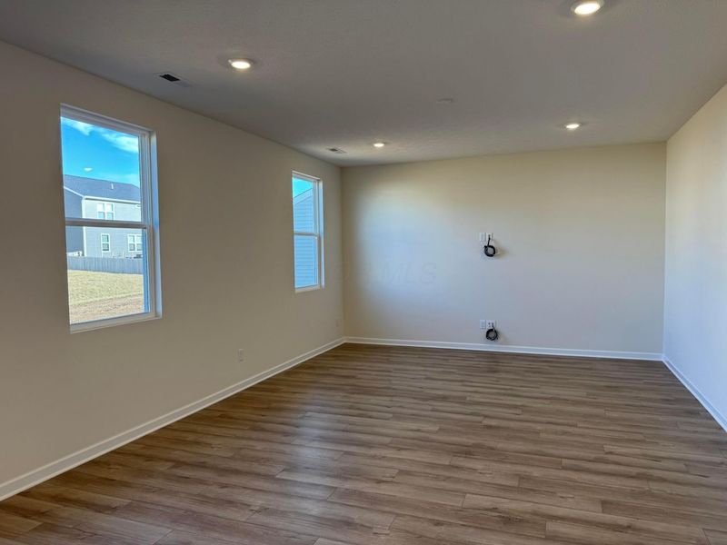 328 Honeysuckle Street, Unit Lot 329, South Bloomfield, OH 43103 Photo 8