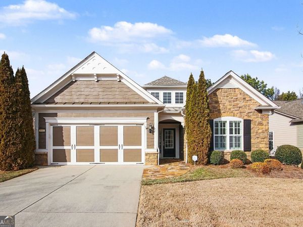 5911 Chimney Rock Drive, Hoschton, GA 30548