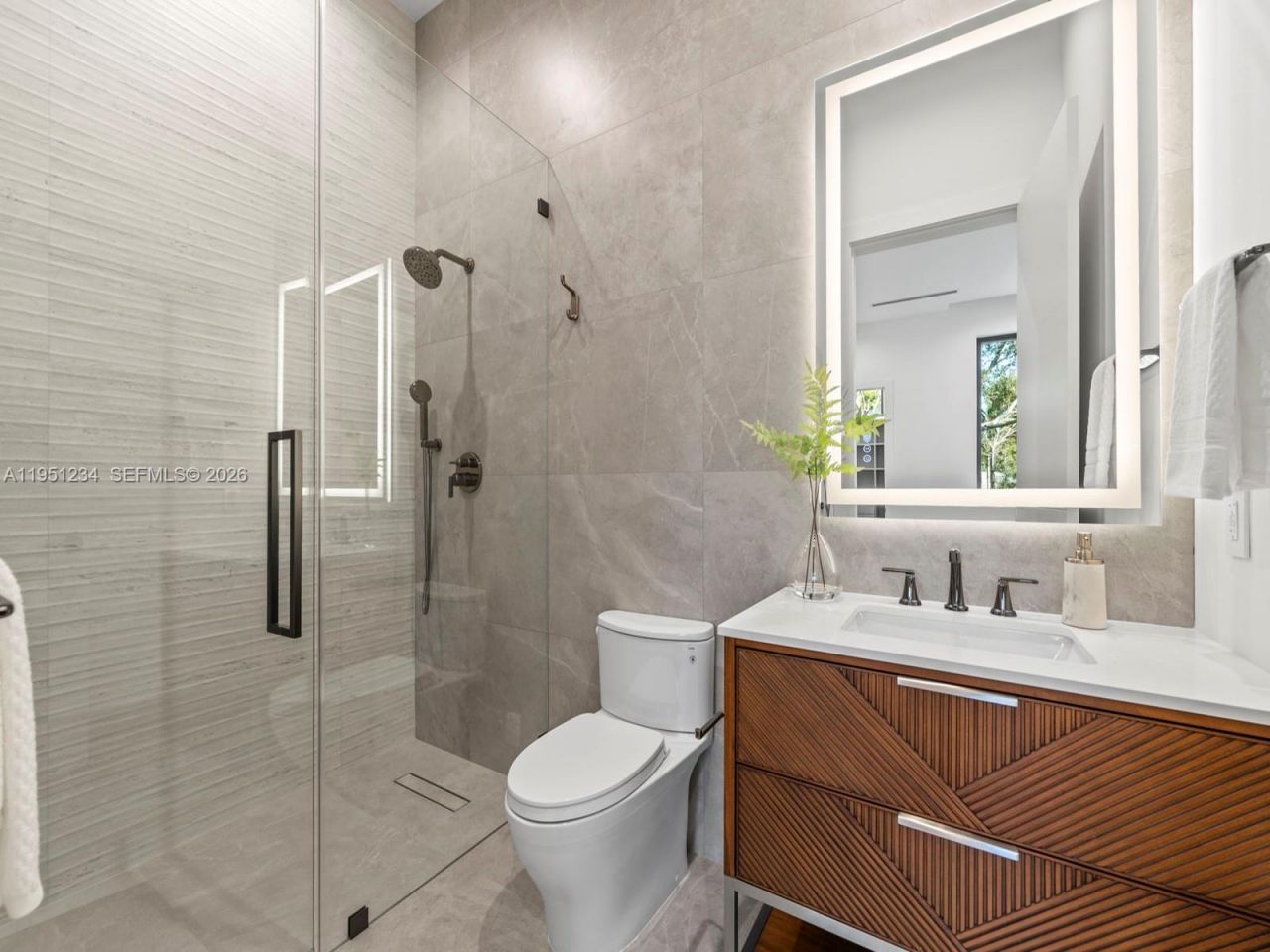 13901 Old Cutler Rd , Palmetto Bay, FL 33158 Photo