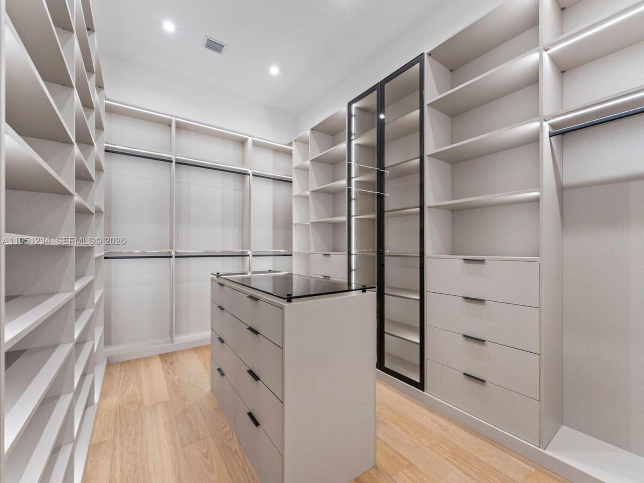 13901 Old Cutler Rd , Palmetto Bay, FL 33158 Photo