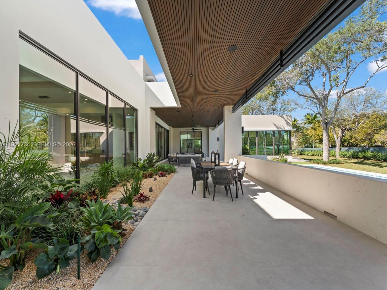 13901 Old Cutler Rd , Palmetto Bay, FL 33158 Photo